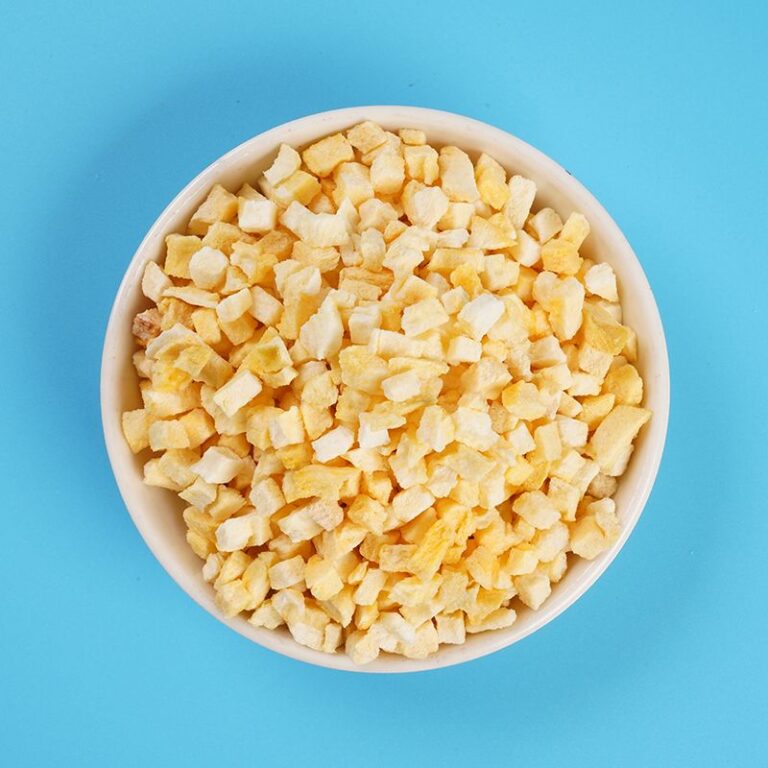 freeze dried yellow peach dices 1
