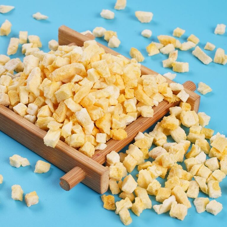 freeze dried yellow peach dices 2