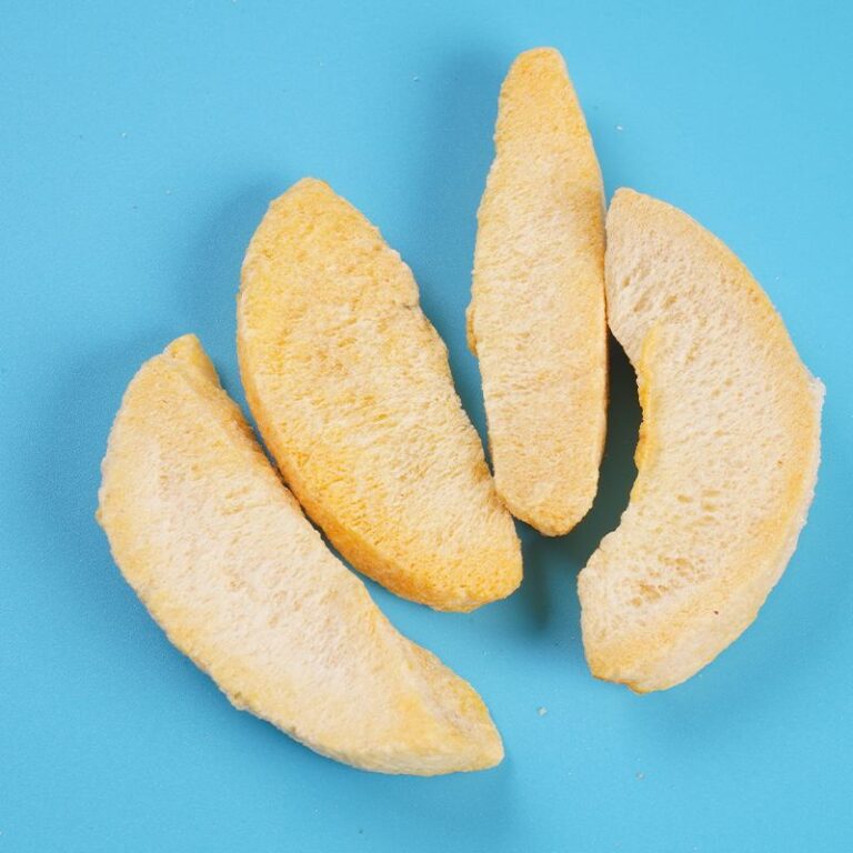 freeze dried yellow peach 1